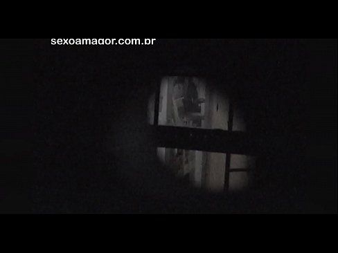 ❤️ Blondie és gravada en secret per un voyeur del barri amagat darrere de maons buits ❤️❌ Porno al ca.com-porn-mz.ru ﹏