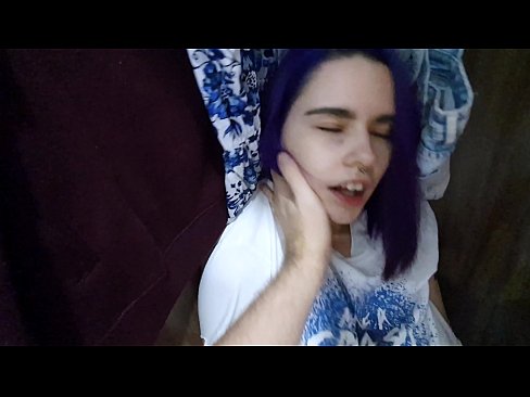 ❤️ Vaig trobar la meva germana a l'armari i la vaig ajudar a correr-se ❤️❌ Porno al ca.com-porn-mz.ru ﹏
